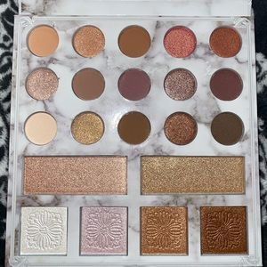 Bh Cosmetics x Carli Bybel eyeshadow palette